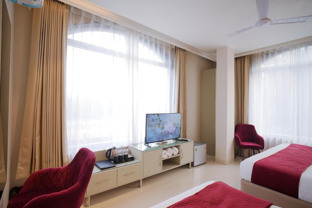 Hotel Green Land Heights アムリトサル エクステリア 写真